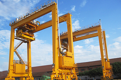 Rubber-Tyred-Container-Gantry-Crane-(RTG)4