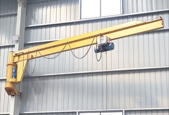 Light Slewing Jib Crane